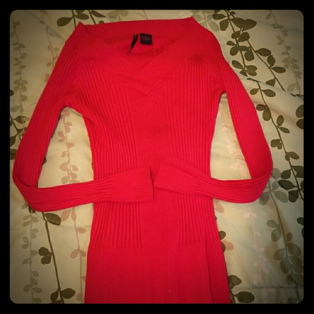 Super sexy,  ripped v-NECK LIGHTWEIGHT RIBBED SWEA